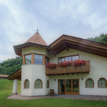 브레구초 Agritur Cornasest B&B 외부 사진