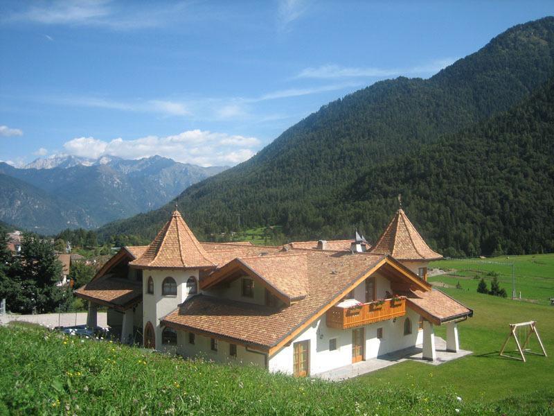 브레구초 Agritur Cornasest B&B 외부 사진