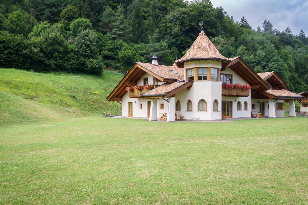 브레구초 Agritur Cornasest B&B 외부 사진
