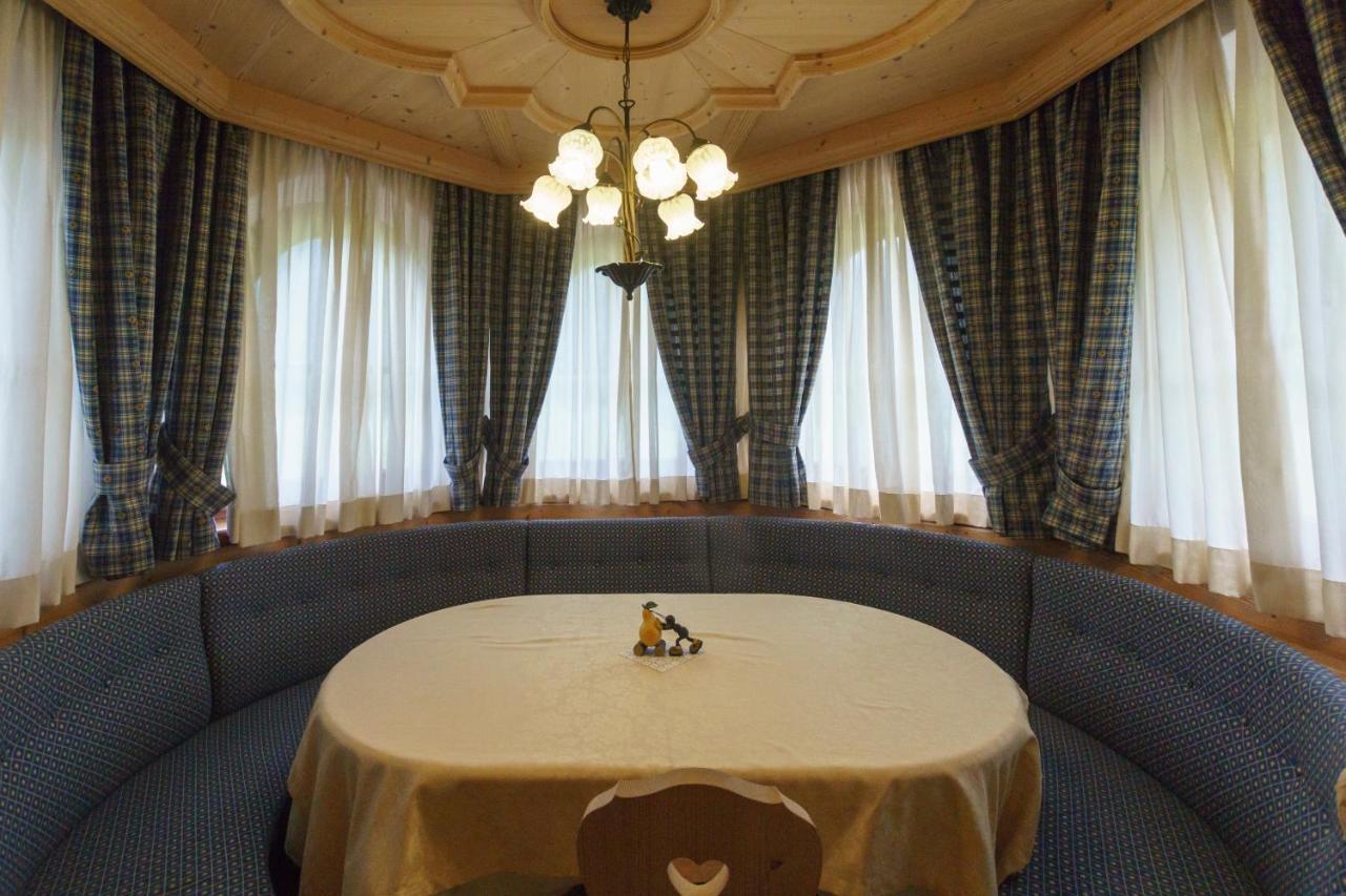 브레구초 Agritur Cornasest B&B 외부 사진